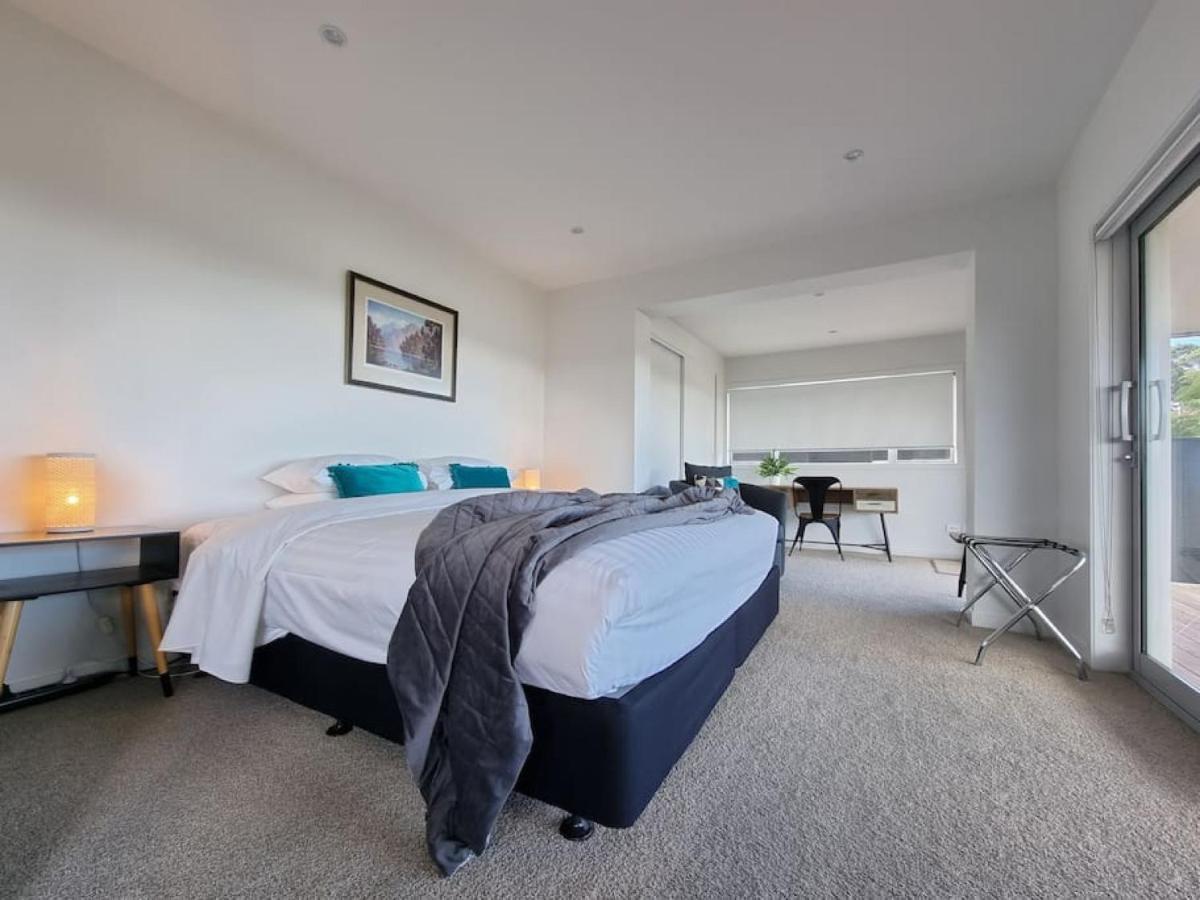 Fabulous Castor Bay 1 Bedroom With Views And Skytv Окленд Экстерьер фото